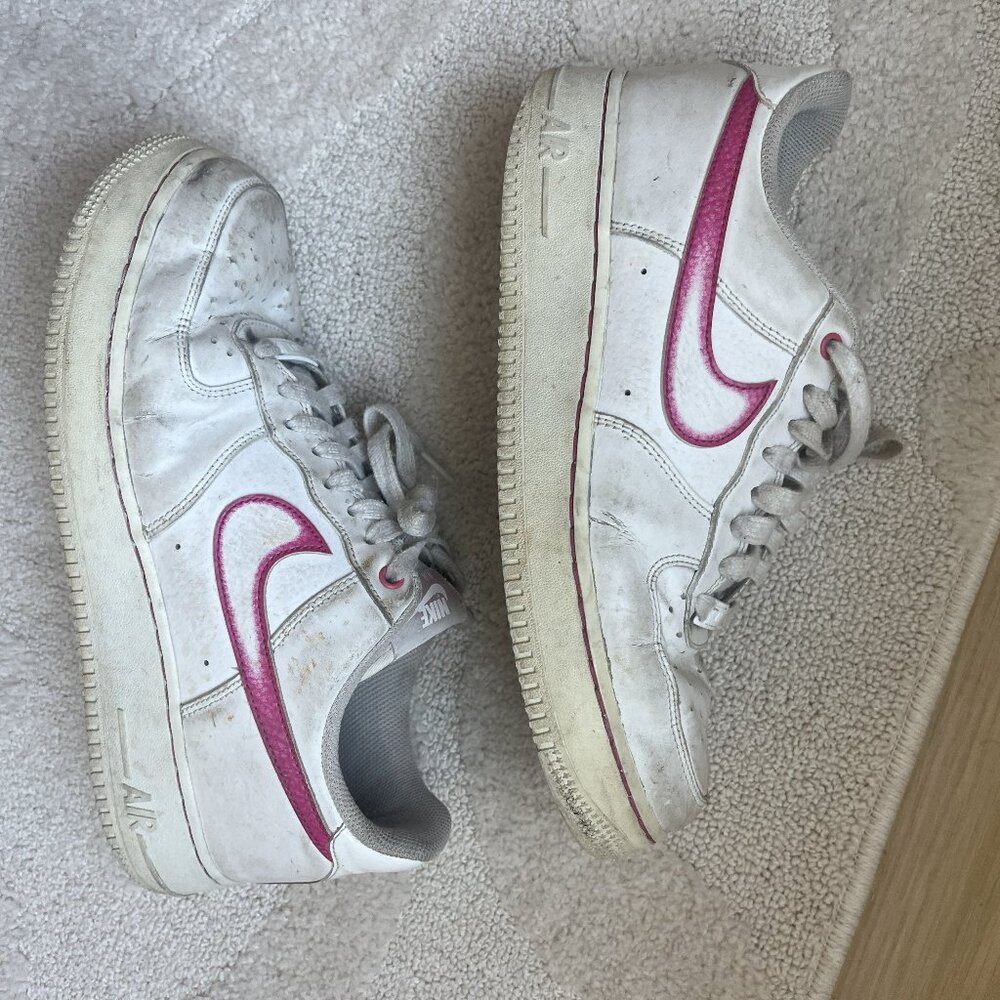Nike Air Force 1 Low
Airbrush White Pink (Women's)